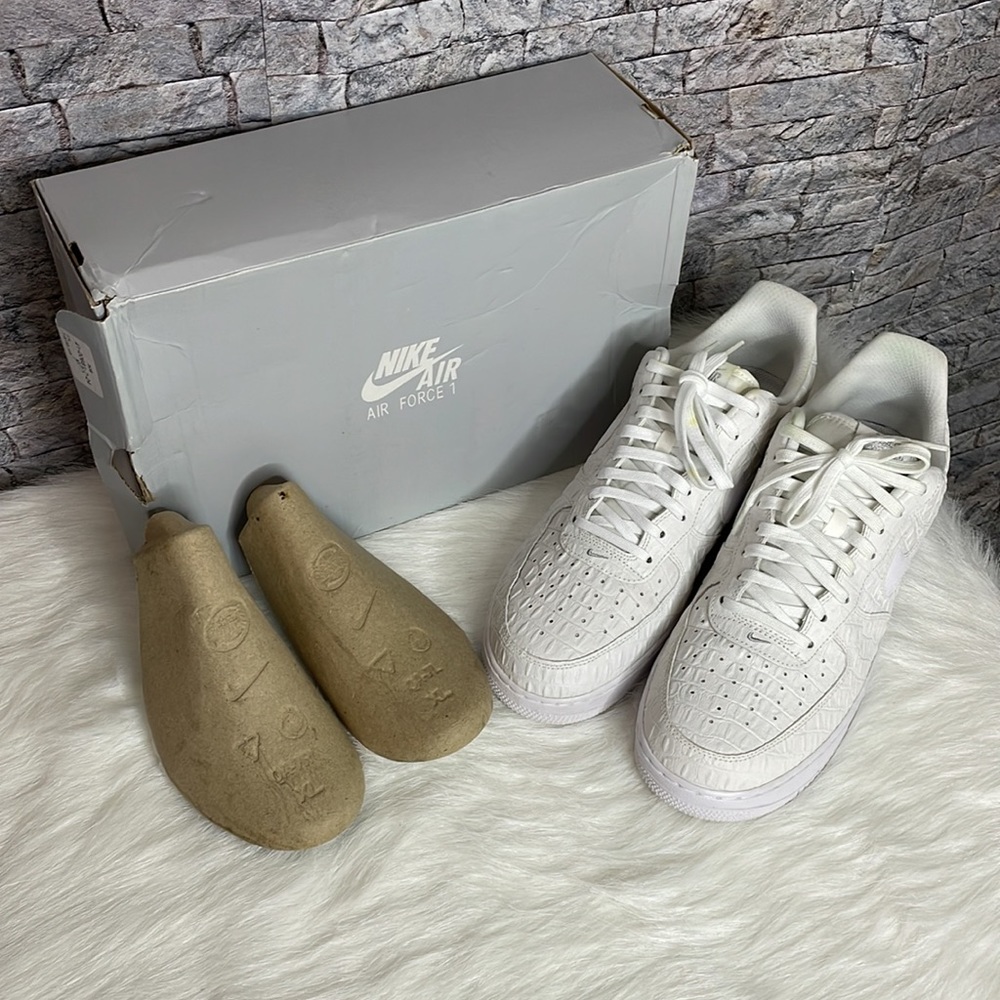 🔥🔥AIR FORCE 1’s 07 LV8 Size: 13🔥🔥***please see pics before purchasing*** - Picture 7 of 14